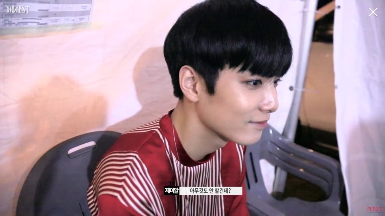 영상으로 봐야 진가를 알지만 사진으로 봐도 대유잼인 뉴이스트 웃음 테라피 모음 ㅋㅋㅋ | 인스티즈