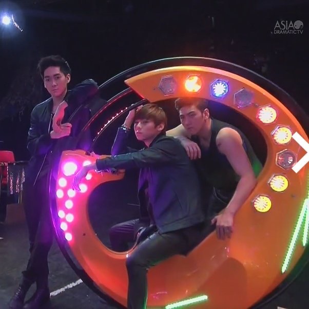 영상으로 봐야 진가를 알지만 사진으로 봐도 대유잼인 뉴이스트 웃음 테라피 모음 ㅋㅋㅋ | 인스티즈