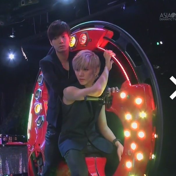 영상으로 봐야 진가를 알지만 사진으로 봐도 대유잼인 뉴이스트 웃음 테라피 모음 ㅋㅋㅋ | 인스티즈