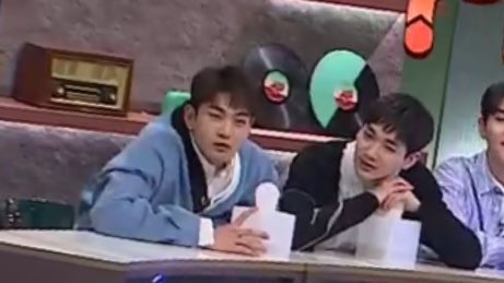 강동호 얼굴에 물음표 뜨는거 진짜 귀여워서 사망함 | 인스티즈