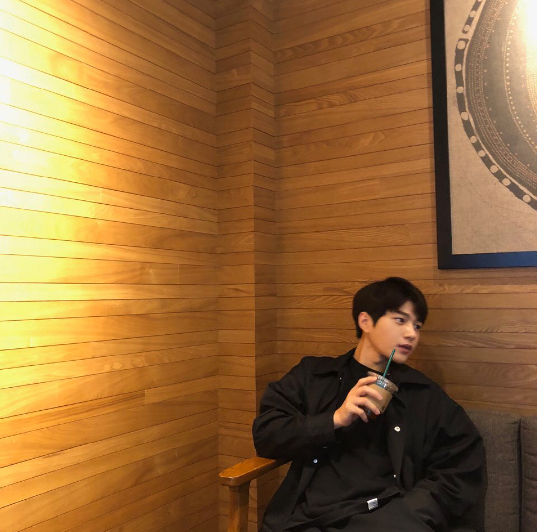 이런 느낌의 아이돌짤 부탁드립니다 | 인스티즈