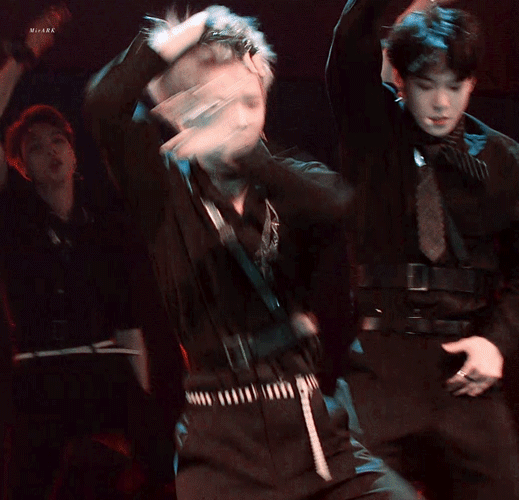 박지성 왜 이렇게 생겨서 춤도 잘추지? | 인스티즈