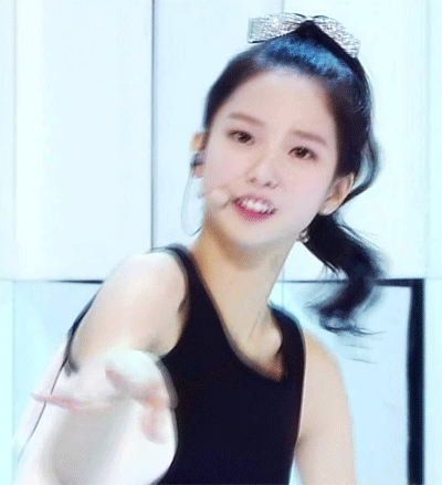 내가 앓는 애들 소나무는 아닌거 같고... 나 대략 무슨 얼굴 좋아하는거 같아...??? | 인스티즈