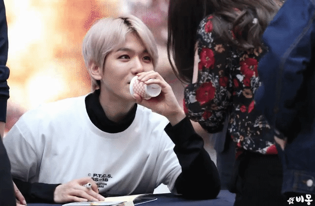 백현 이거 진짜 오바임 | 인스티즈