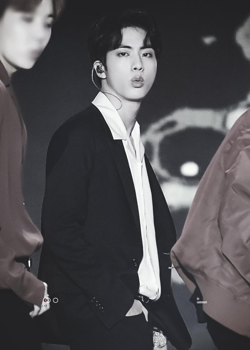 방탄 진 사진을 올려보겠습니다 (데이터 주의) | 인스티즈