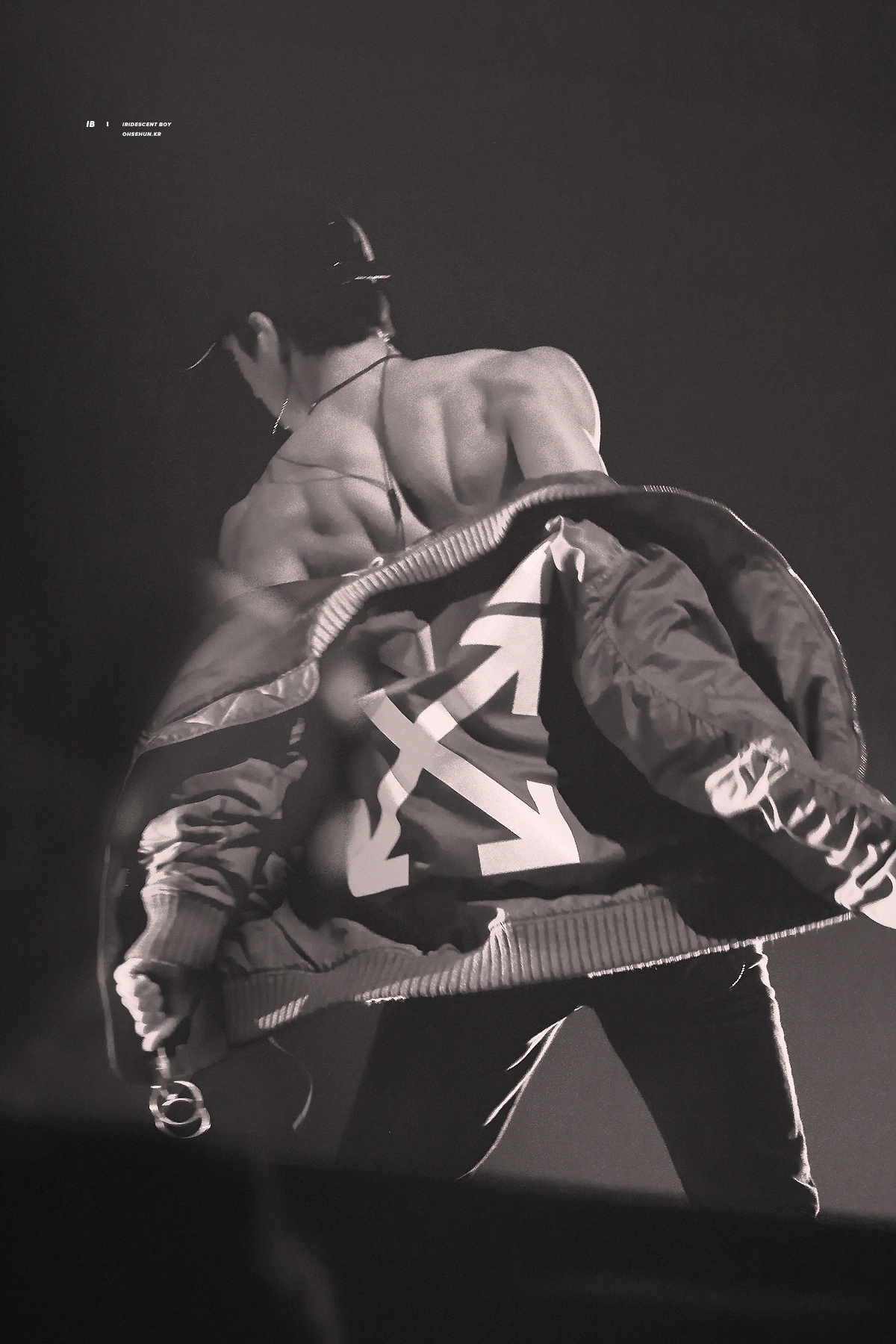 진짜 등근육 오바야 진짜 너무 대박쓰... | 인스티즈