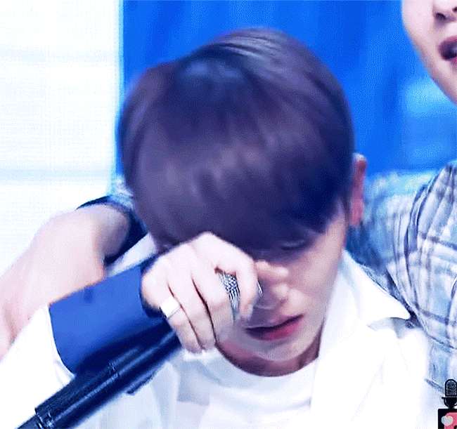 우지 잘 안 우는데 데뷔 전에 운 이유가 | 인스티즈