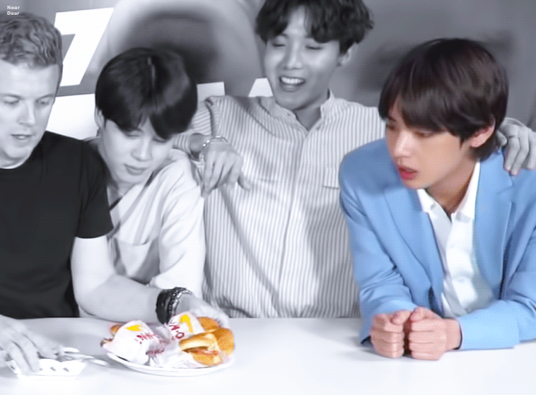 방탄 뷔 영혼 뺏긴 짤.gif | 인스티즈