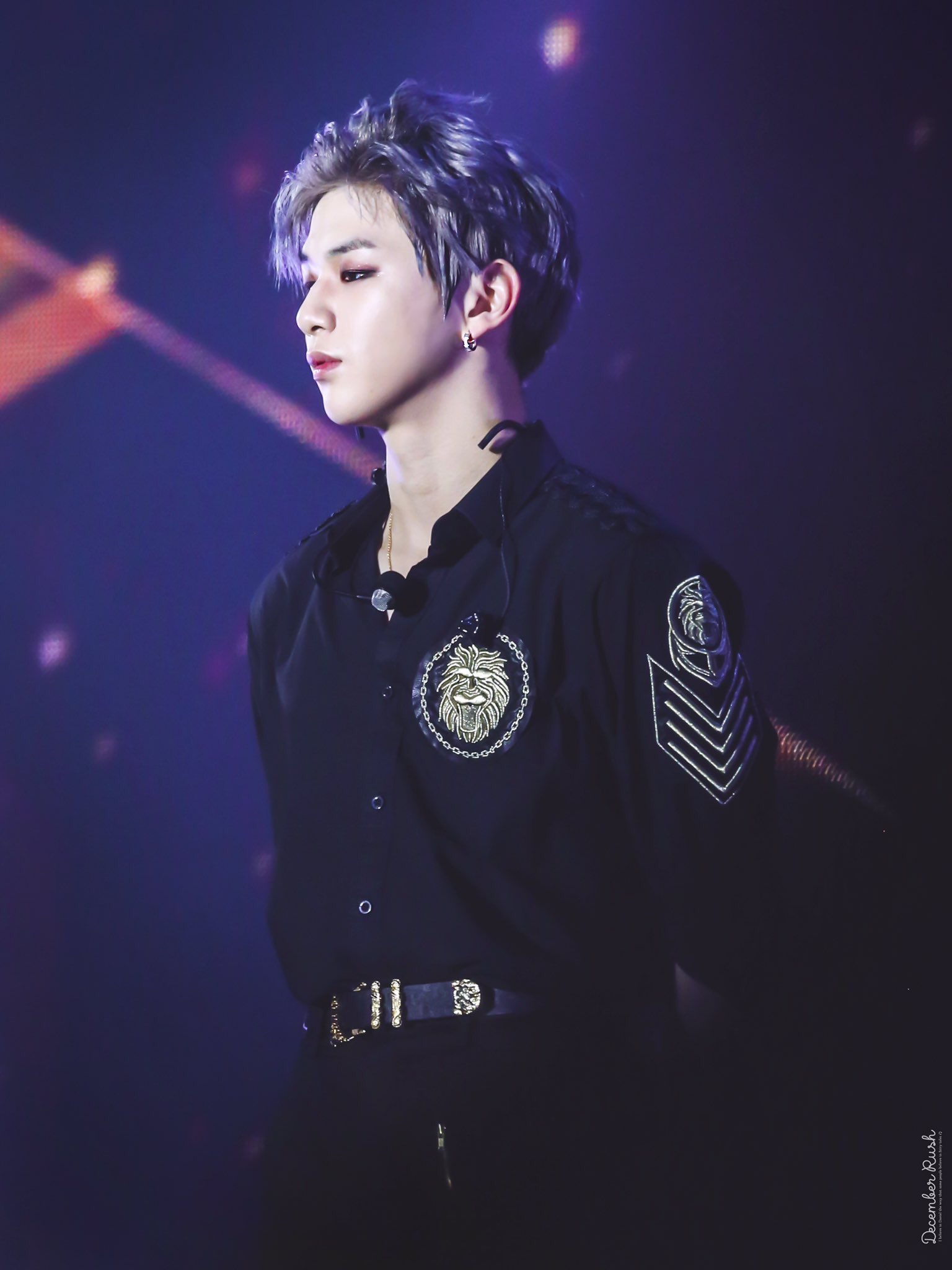 강다니엘 이마 너무이ㅃㅓ,, | 인스티즈