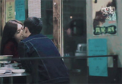 우리애들 설레는 키스신 개 마나 ! ! ! 다들 구경해! !엑소!! | 인스티즈