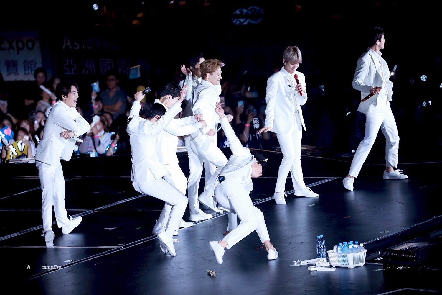 [잡담] 엑소 이거 무슨 상황이야? | 인스티즈