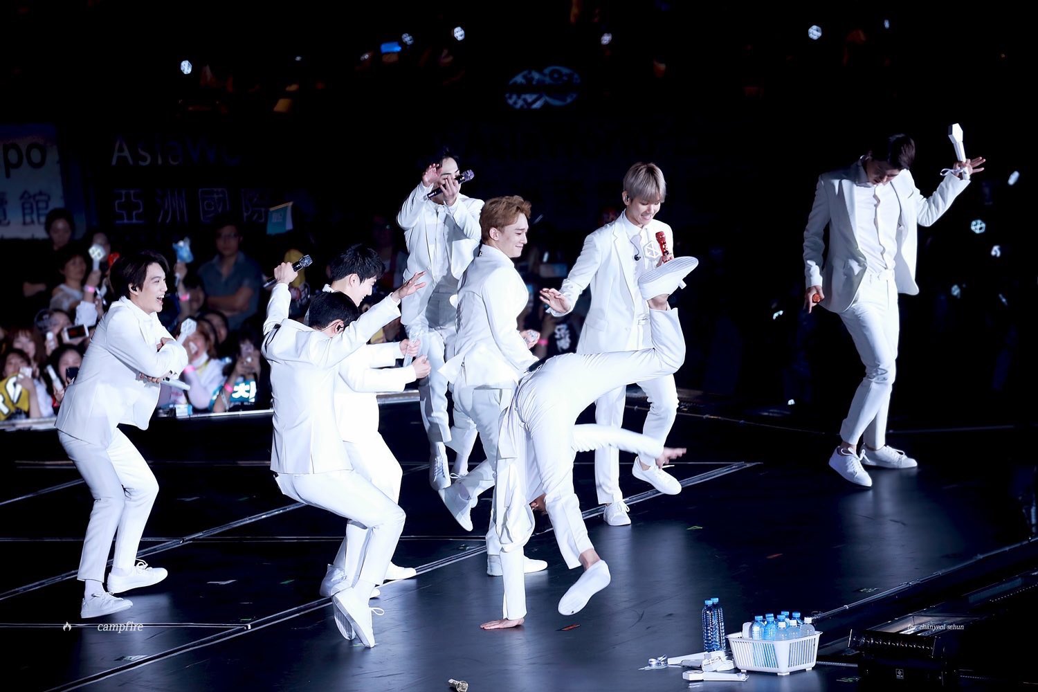 [잡담] 엑소 이거 무슨 상황이야? | 인스티즈