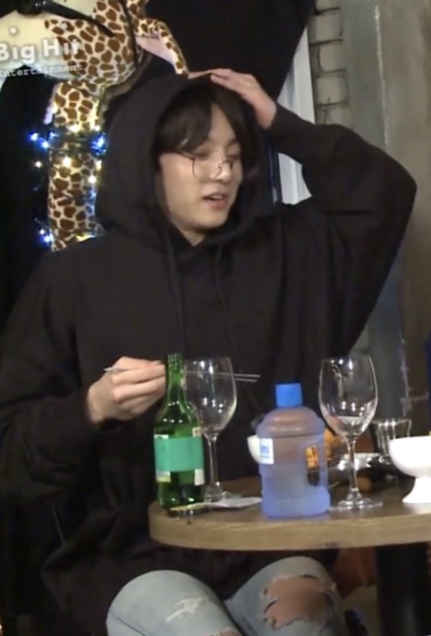 과연 뷔에게 장문에 문자를 보낸 멤버는 누구인가 | 인스티즈