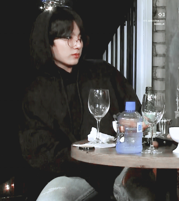 [방탄소년단/전정국] 친구 누나한테 반해서 상사병 앓는 전정국이 보고 싶어서 쓰는 썰 | 인스티즈