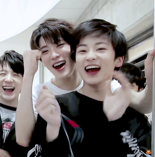 아침부터 지친 익들과 나의 심신을 위해 쁘띠빠띠한 본진 짤 두고가자 | 인스티즈