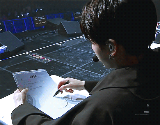 [잡담] 동그라미를 너무 사랑한 남자 | 인스티즈