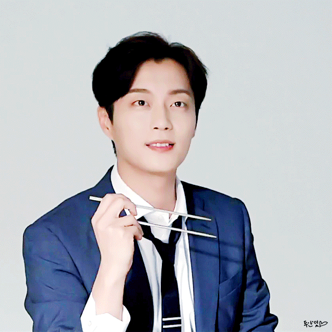 그럼 나는 팬아저 올릴테니까 본진 맞춰줘! | 인스티즈