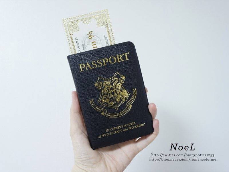 해리포터 금박 여권케이스 팝니다😊 | 인스티즈