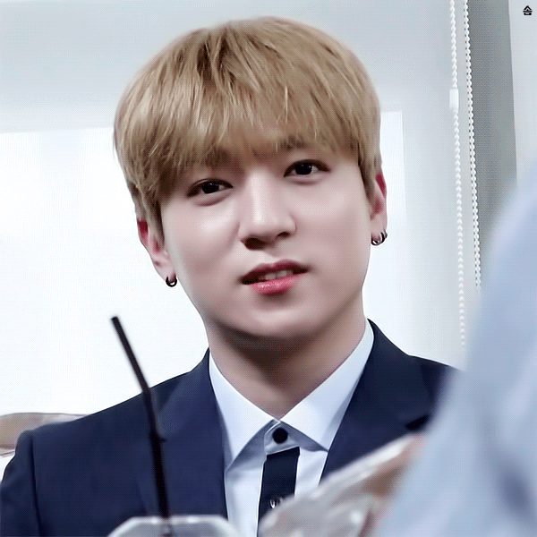 [잡담] 노래에 가려졌지만 성진이 진짜 미모... | 인스티즈