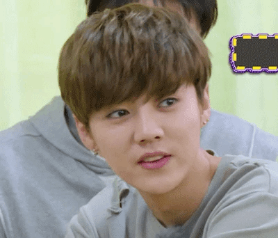 루한이 냥냥펀치? 사슴펀치? | 인스티즈