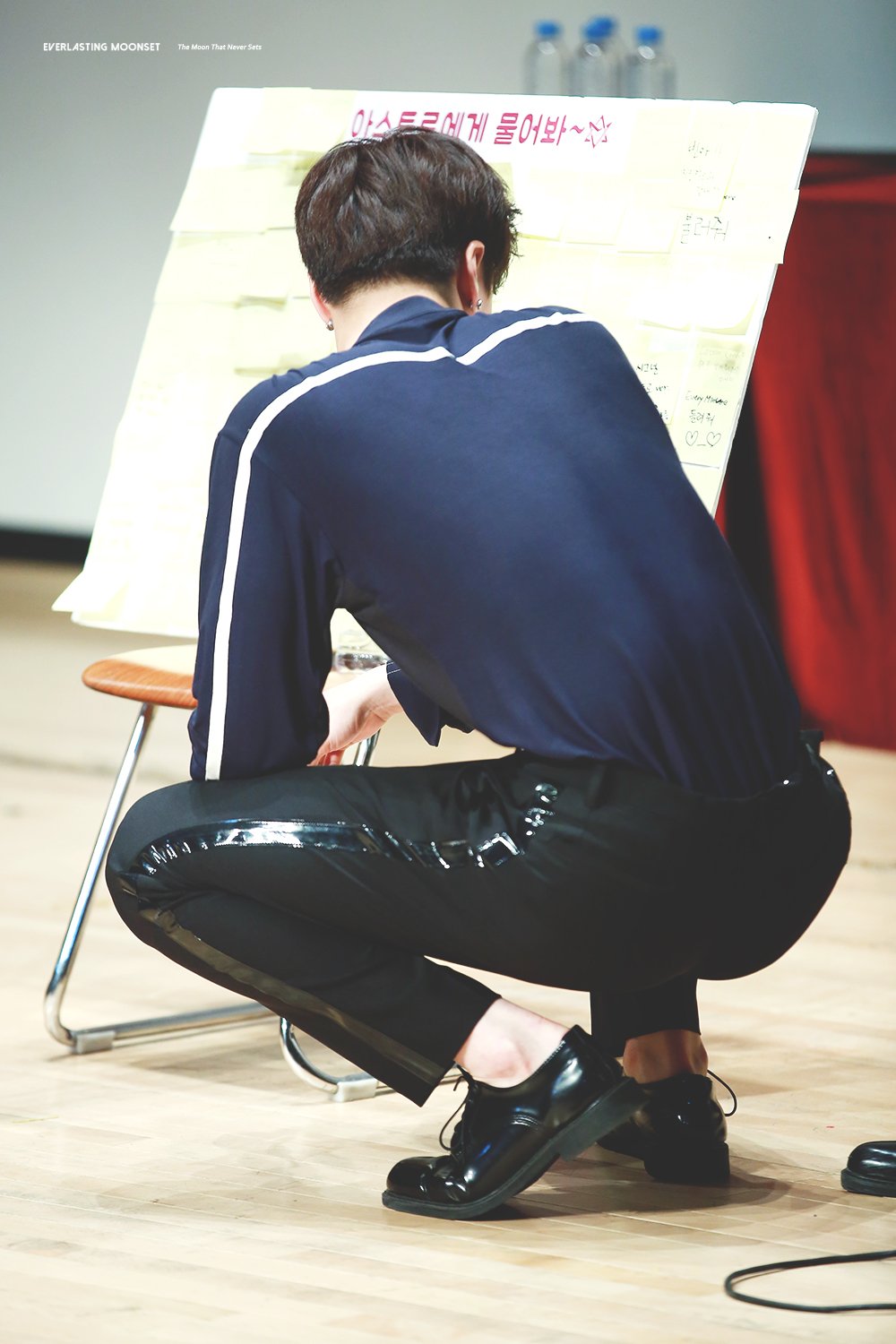 이 등짝에 한번만 기대보고싶다 | 인스티즈