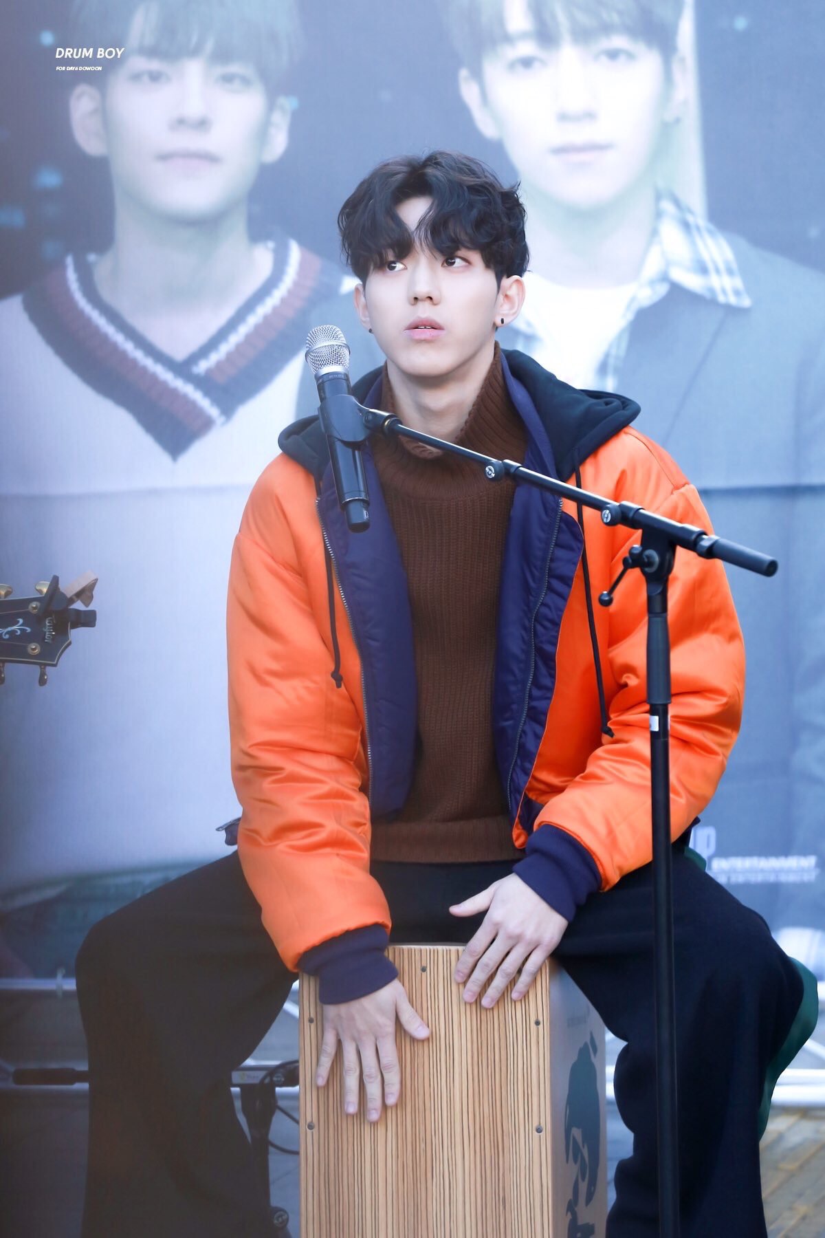 얘도 막내 이미지에 묻혀서 그렇지 진짜 잘생겼는데 사람들이 잘 몰라 | 인스티즈