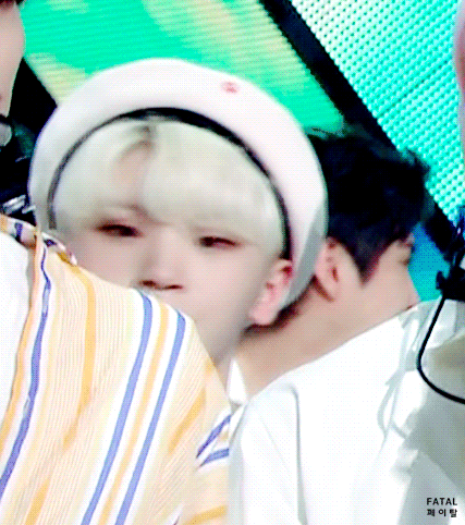 나랑 키 똑같은데 왜 이렇게 와랄라랄라하고싶지 | 인스티즈