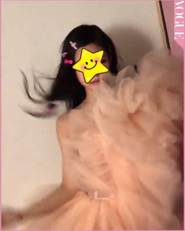 이 옷 예전에 익잡에서 자기 전남친 결혼식에 입고갔다고 후기 올라왔던 그 옷 맞지?? | 인스티즈