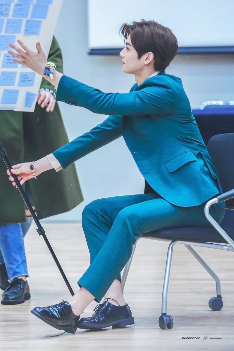 차은우 레전드 짤들로만 모아봣음니다.. | 인스티즈