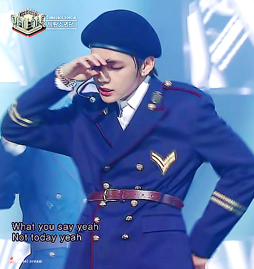 개인적으로 무대에서 표정 잘짓는다고 생각하는 아이돌(데이터 주의) | 인스티즈