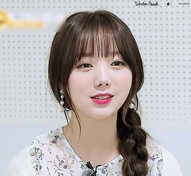 케이 머리 이렇게 자주 묶어주면 좋겠다.... | 인스티즈