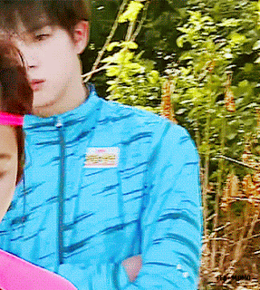 방탄 진 정글 쌩얼이래 | 인스티즈