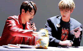 둘이 또 싸운다 또 싸운다 | 인스티즈