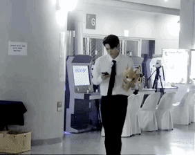 인형뽑기하는 옹성우 | 인스티즈