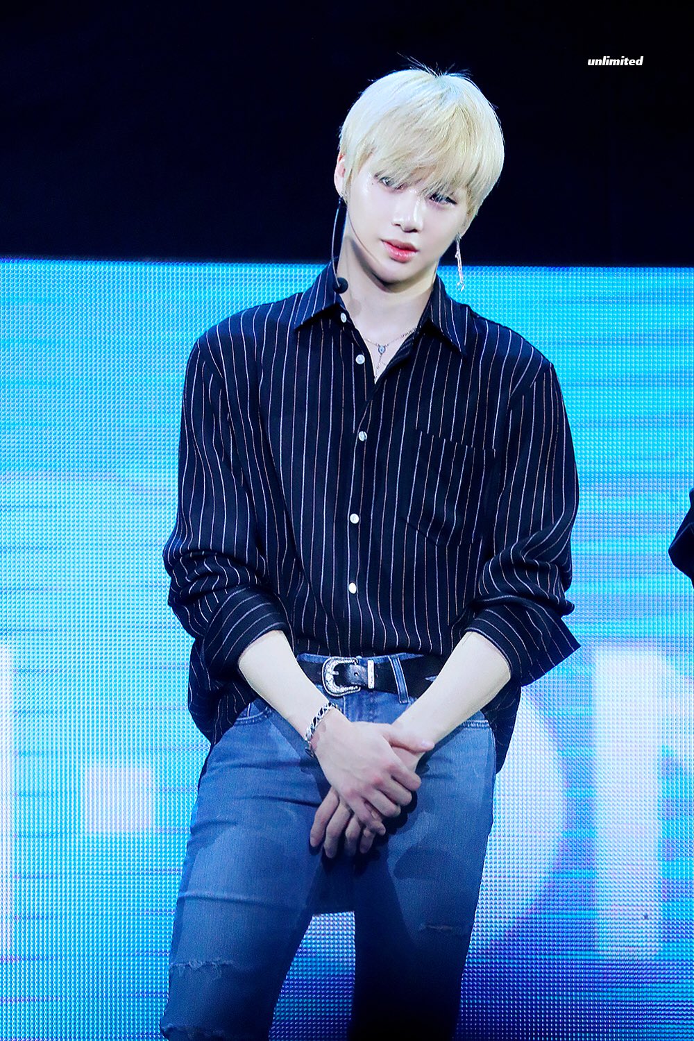 강다니엘 금발은 사랑이자 운명... | 인스티즈