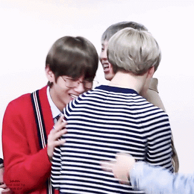 ㄱ 뷔민 진짜 이 짤 두 개 | 인스티즈