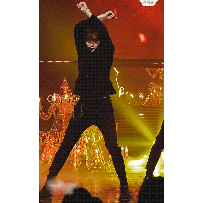 뉴블 이번 활동에 최민기 다리 긴 거 보여주는 의상이어서 넘 좋앟다 | 인스티즈