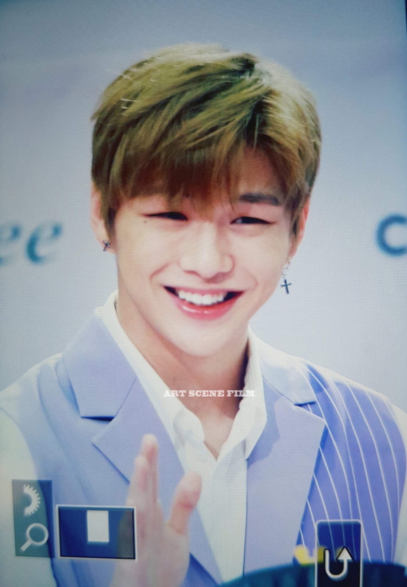 다니엘 오늘 진짜 너무너무이쁘다... | 인스티즈