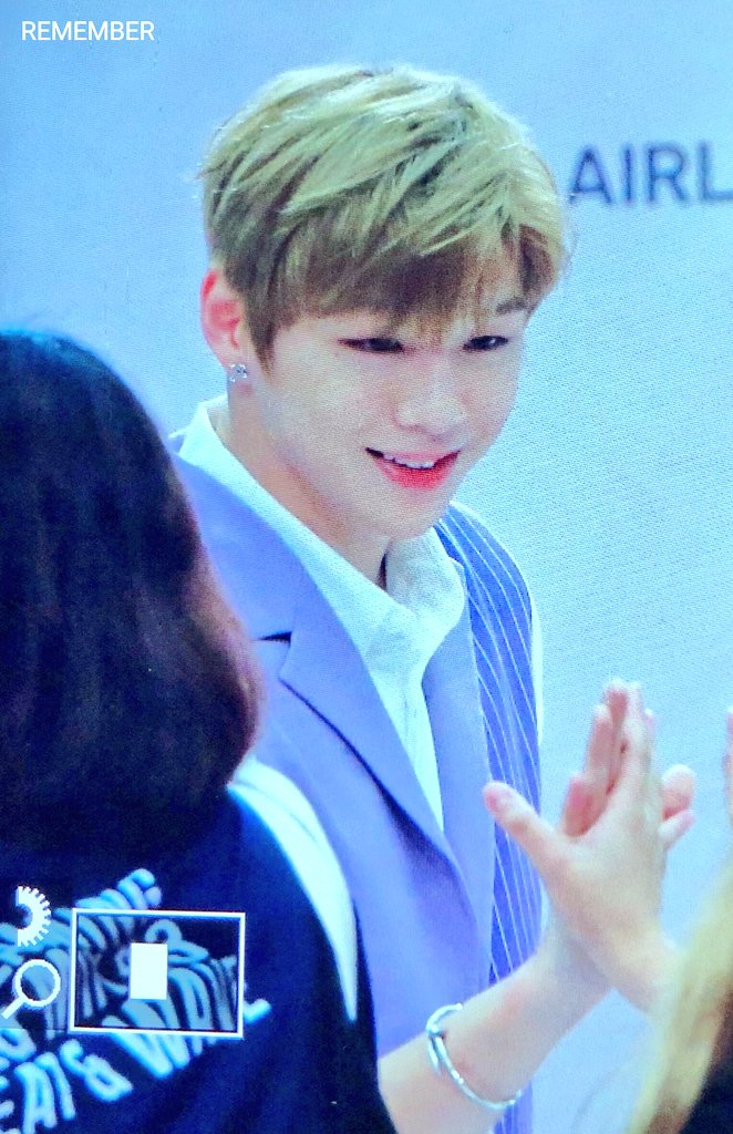 다니엘 오늘 진짜 너무너무이쁘다... | 인스티즈