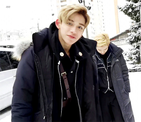 루카스 이거 움짤 두개 진짜 잘생겼다 | 인스티즈