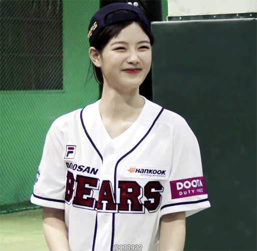 김유정 진짜 예뻐 | 인스티즈