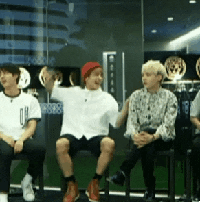 [방탄소년단] 개쎈캐 주인공한테 폴링인럽하는 방탄썰 | 인스티즈