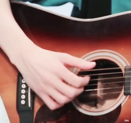 이 오빠 손 어쩌면 좋아 | 인스티즈