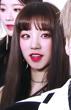 지브리 애니메이션에서 튀어나온 것 같은 두 여자 아이돌 | 인스티즈