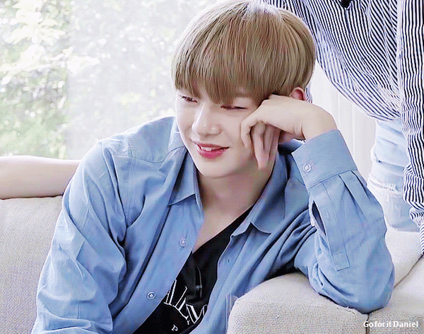 강다니엘 박지훈 최고 내 최차애들 너무 예쁘고 잘하지요 | 인스티즈