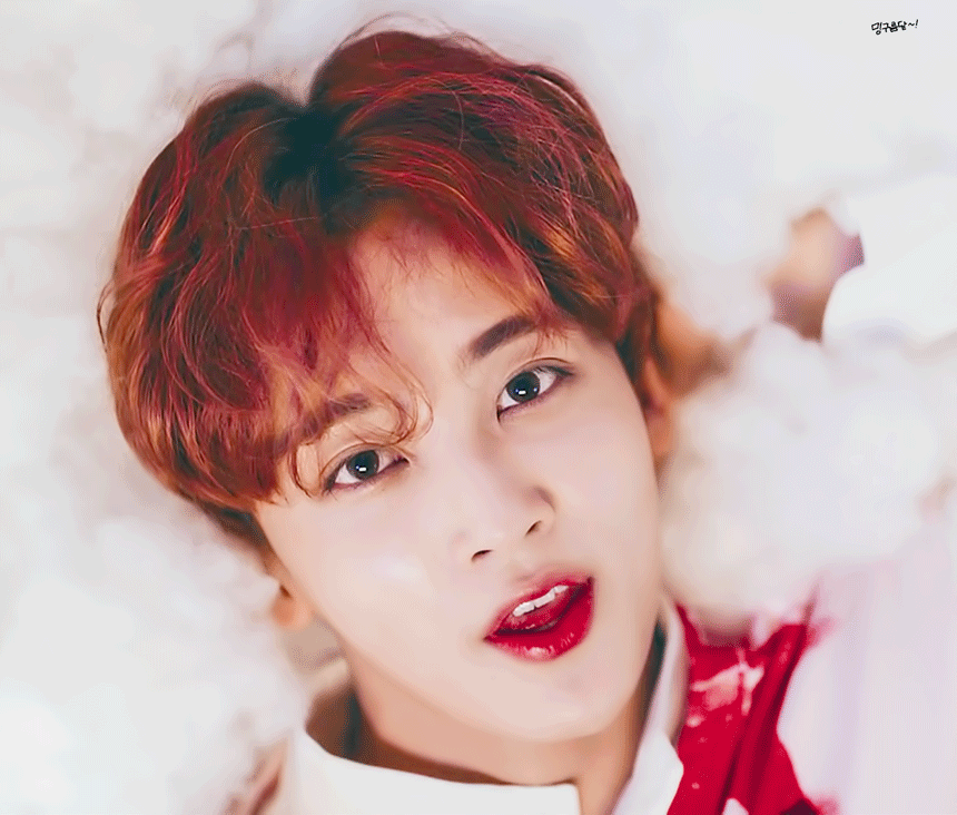 이때 아는 사람 여돌이랑 다닌는줄 알고 놀랐댔는데 사람들 ㅋㅋㅋㅋ | 인스티즈