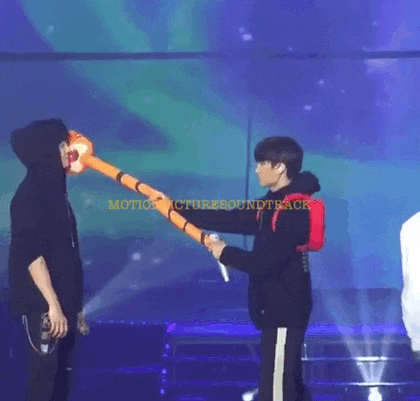 아 카이 너무 귀여워서 어떡하지 | 인스티즈