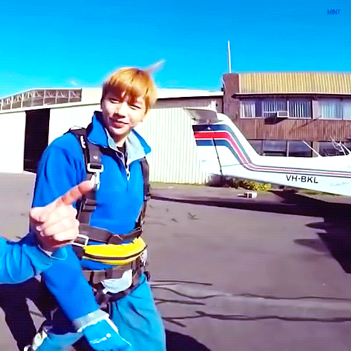 와 강다니엘 베테랑 스카이다이버같아...겁나발려 | 인스티즈