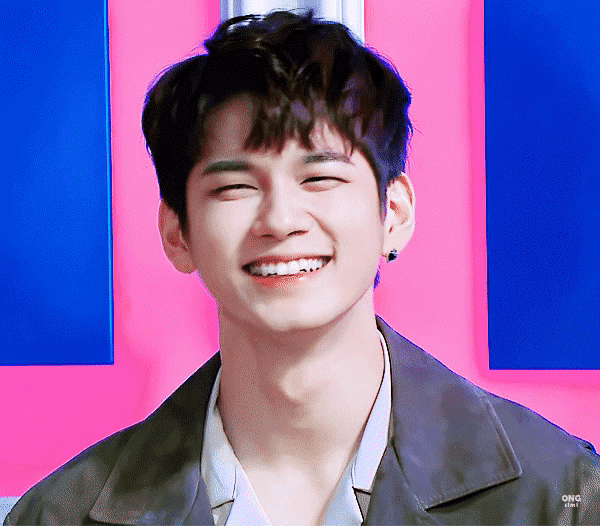 여러분 같이 옹성우 앓아옹 🐿💙 | 인스티즈