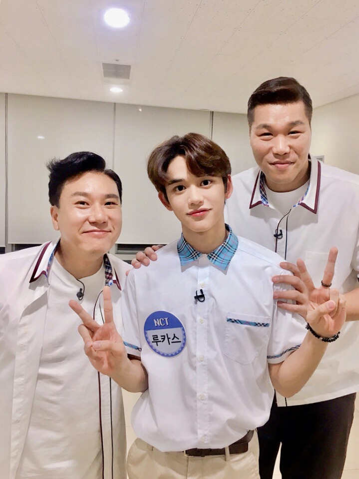 아니 루카스 혼자 그림체가 달라보여 뭔가 이상해 | 인스티즈